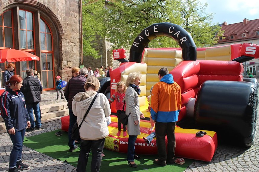 1. Mai Kundgebung auf dem Nordh&auml;user Rathausplatz