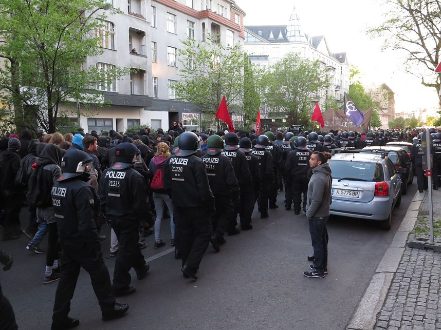 Revolution&auml;re 1. Mai Demo