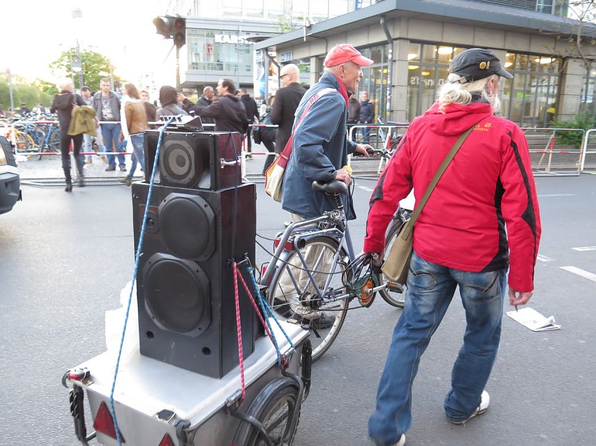 Revolution&auml;re 1. Mai Demo