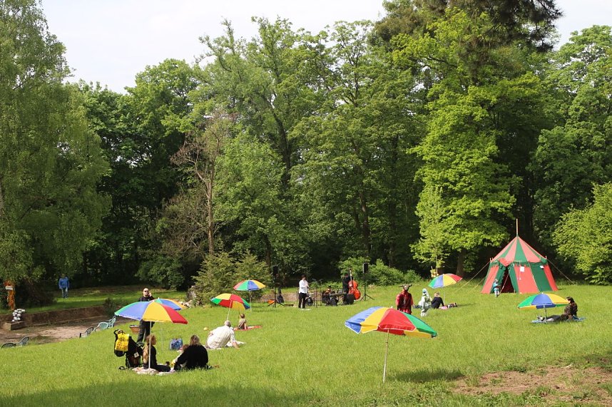 M&auml;rchenpicknick im Park Hohenrode