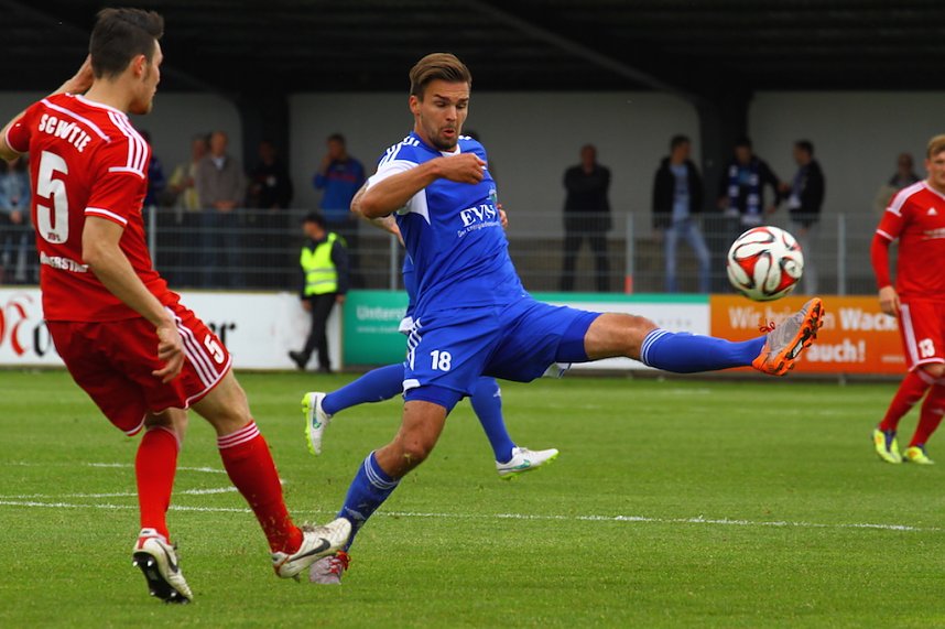 Wacker besiegt Germania mit 2:0