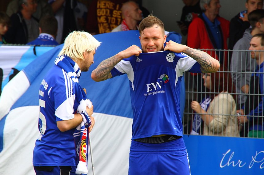 Wacker besiegt Germania mit 2:0