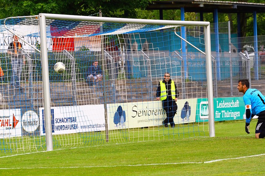 Wackers Zweite siegt gegen Gera
