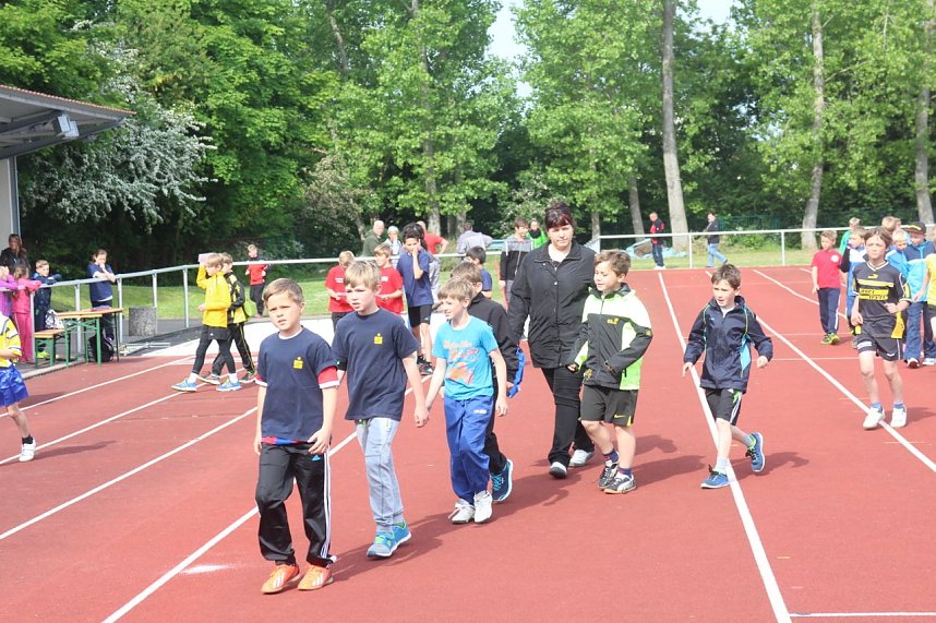 Kreisschulmeisterschaften auf dem Nordh&auml;user Hohekreuz-Sportplatz