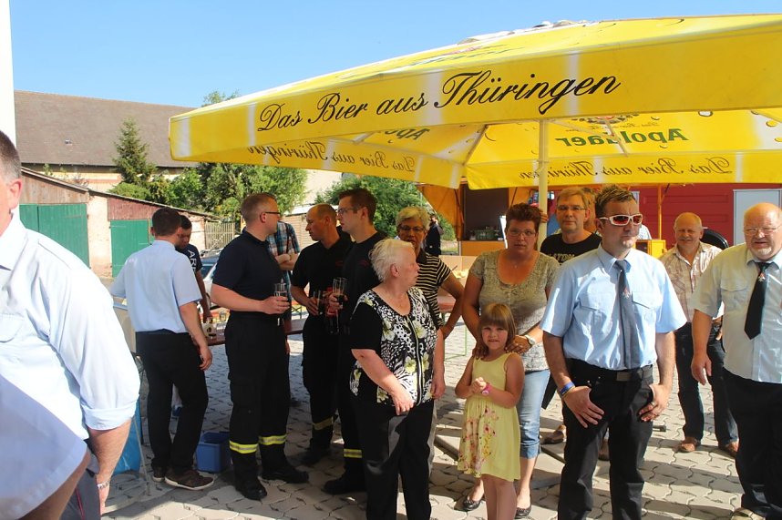 Die Kameraden der Sundh&auml;user Feuerwehr k&ouml;nnen sich nach langem warten endlich &uuml;ber ihr neues Ger&auml;tehaus freuen