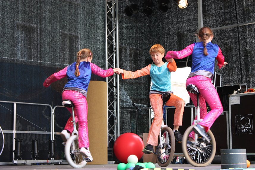 Zirkus Zappelini beim Rolandsfest