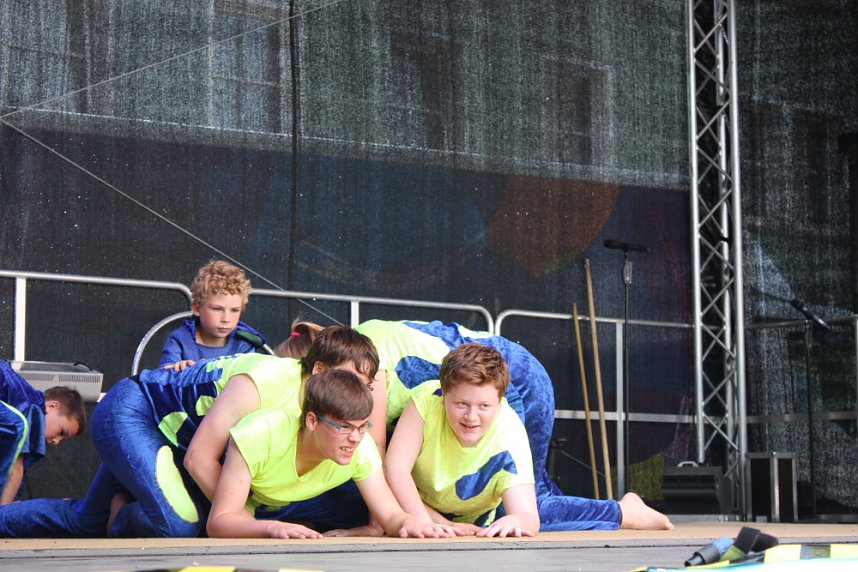 Zirkus Zappelini beim Rolandsfest