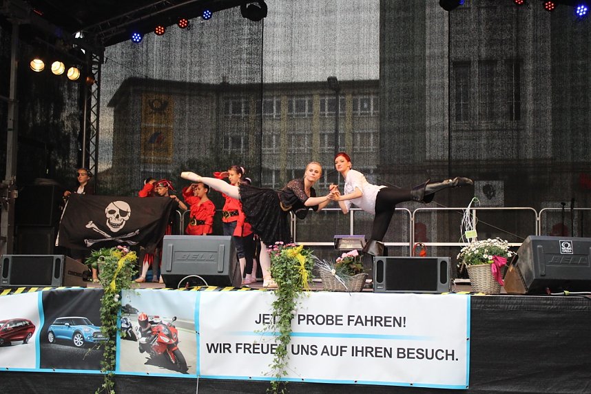 Die Eleven des Tanzstudio Radeva auf dem 47. Rolandsfest