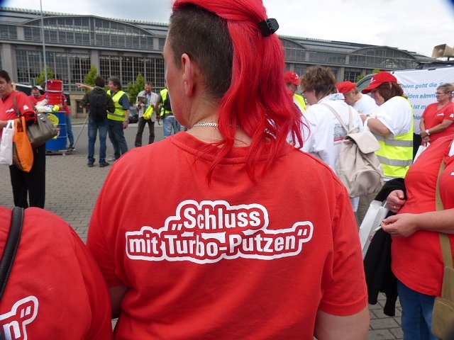 Unterst&uuml;tzung f&uuml;r Gewerkschaftsforderungen in Leipzig