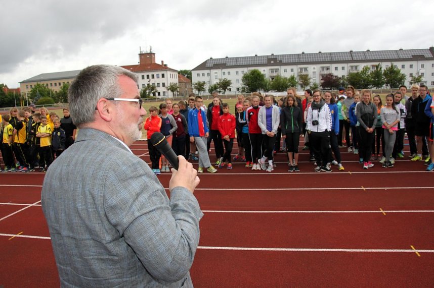 Kreisschulmeisterschaften auf dem Nordh&auml;user Hohekreuz-Sportplatz