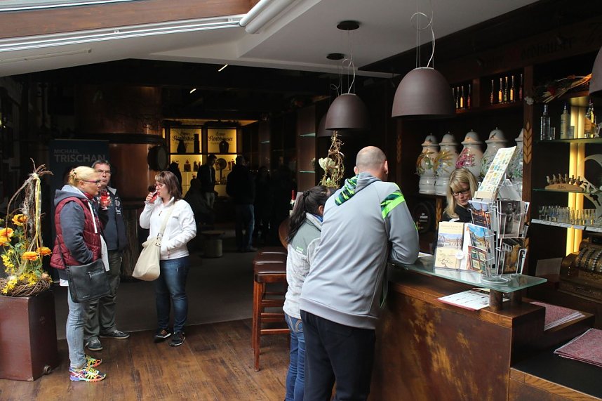 Fern&ouml;stliche Kunst in Gr&uuml;n - Bonsai-Ausstellung in der Echte Nordh&auml;user Traditionsbrennerei