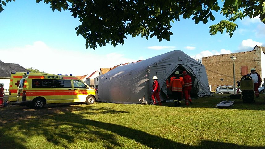 Feuerwehr&uuml;bung in Uthleben