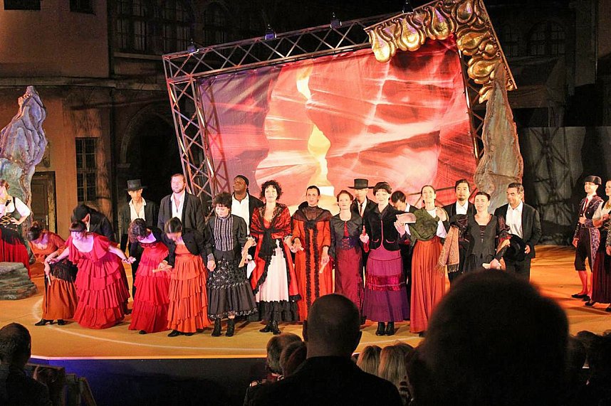 Glanzvolle Premiere in Sondershausen