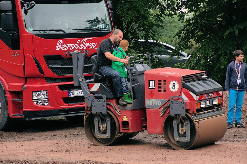 Peter Blei auf dem 5. Berufsaktionstag im Nordh&auml;user Autodrom