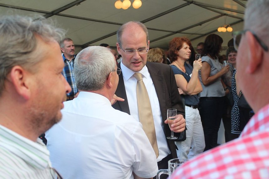 Sommerfest vor dem Nordh&auml;user Landratsamt