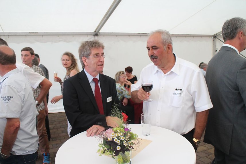 Sommerfest vor dem Nordh&auml;user Landratsamt