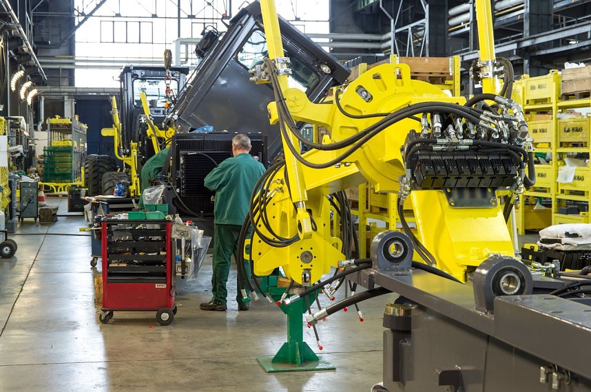 Blick in die Montage der Nobas