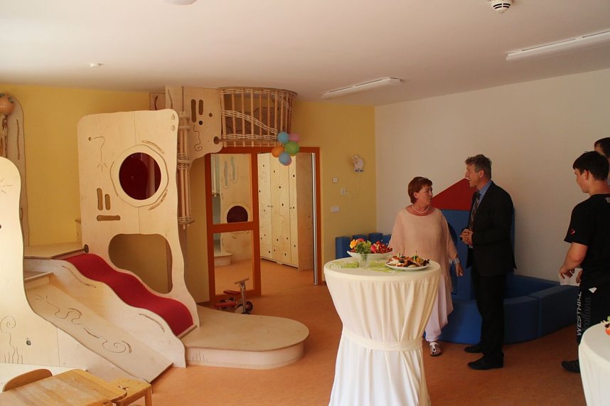 Der &ouml;kumenische Kindergarten er&ouml;ffnete heute seinen neuen Krippenbereich