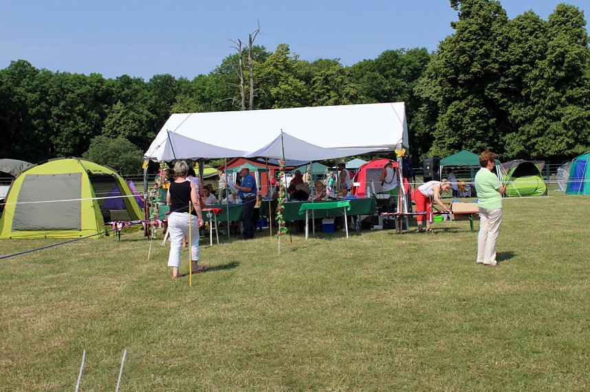 Auf dem Possen bellt es