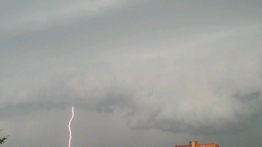 Blitz &uuml;ber dem S&uuml;dharz