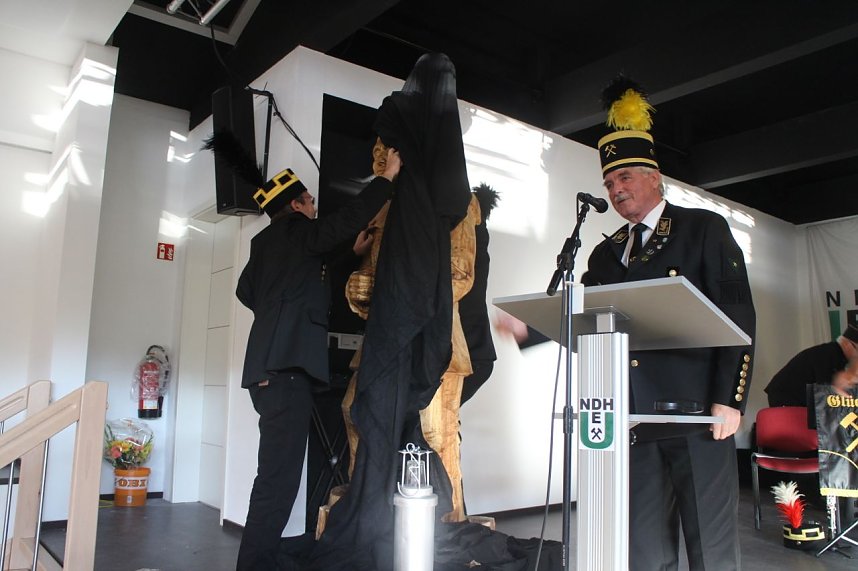 Zum Bergmannsfestes wurde in Sollstedt auch die neue Festhalle er&ouml;ffnet