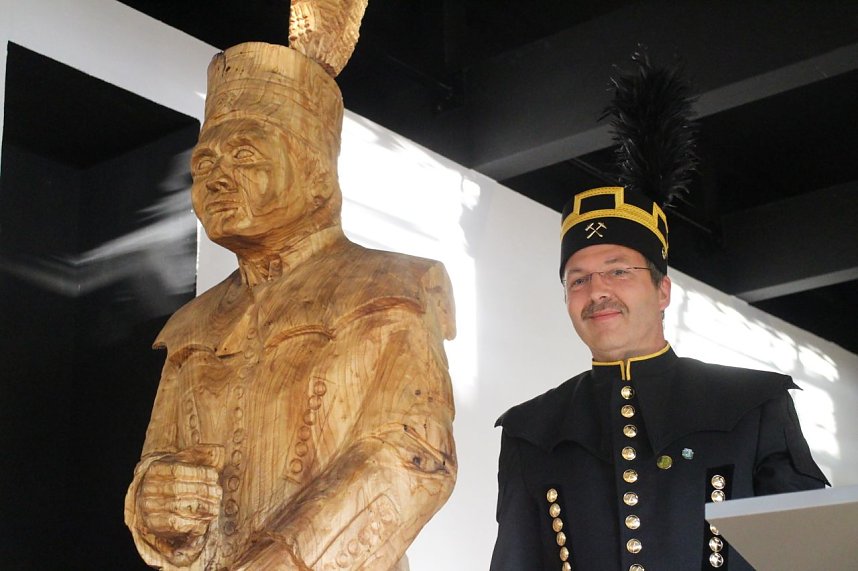 Zum Bergmannsfestes wurde in Sollstedt auch die neue Festhalle er&ouml;ffnet