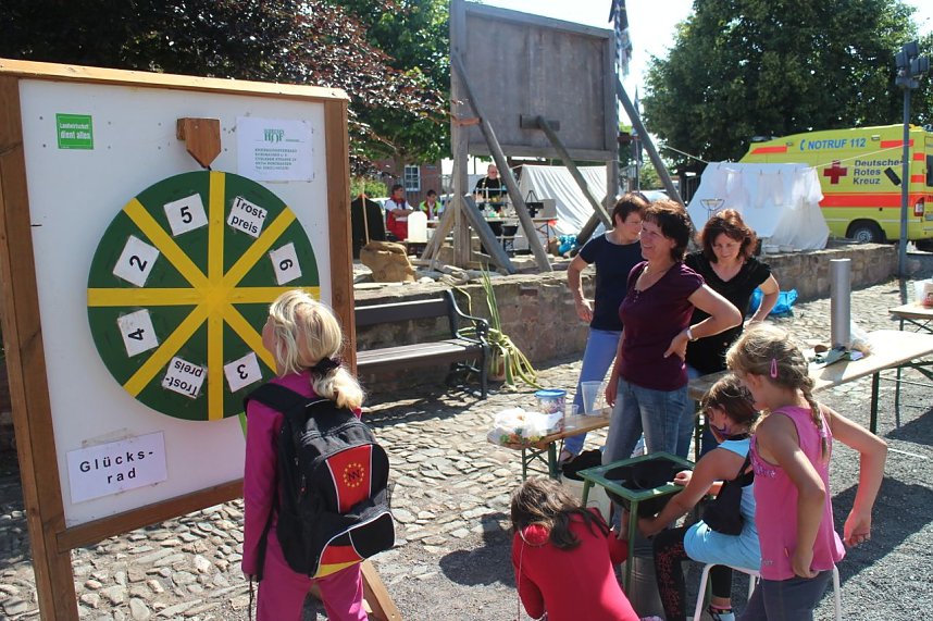 Familienfest auf dem Heringer Schlossplatz