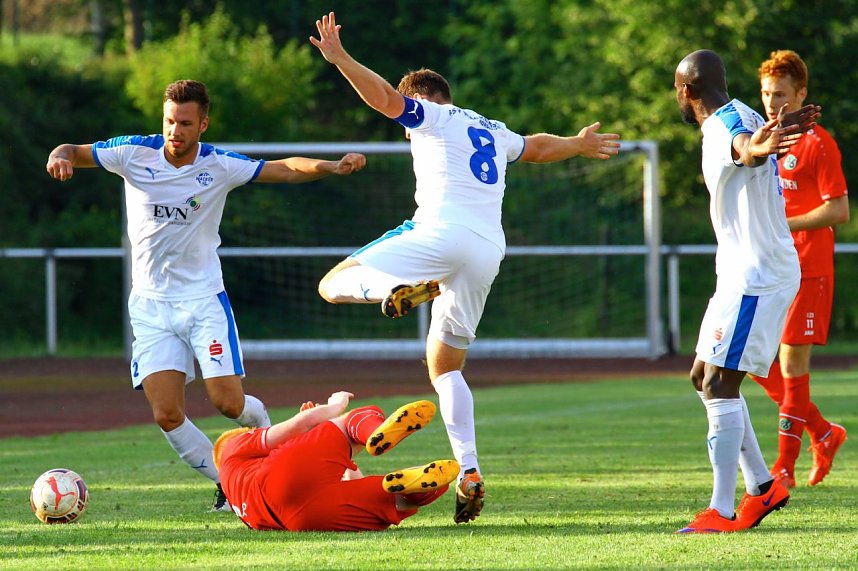 2:1 gewinnt Wacker Nordhausen gegen Hannover 96 (U23)
