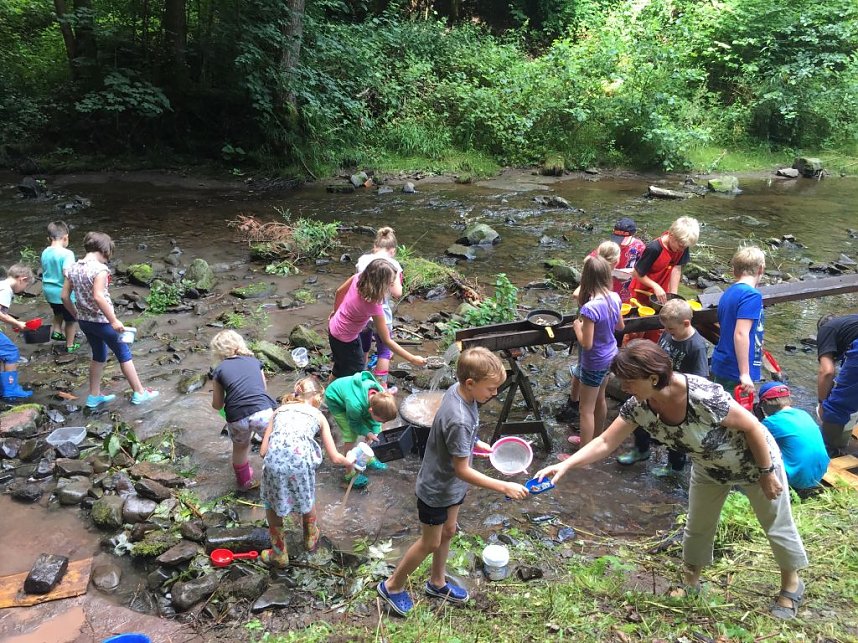 Keine Langeweile in der Grundschule Heringen