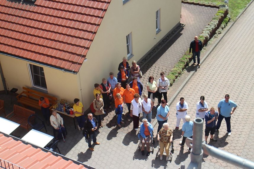 Gut einem Monat nach der Grundsteinlegung konnte heute am Stephanus Haus in G&uuml;nzerode Richtfest gefeiert werden