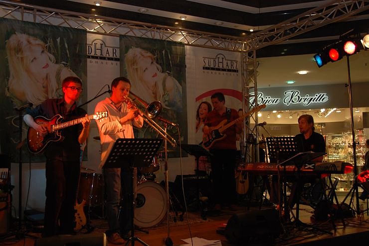 1. Moonlightshopping im Jahr 2009 S&uuml;dharz Galerie Nordhausen.