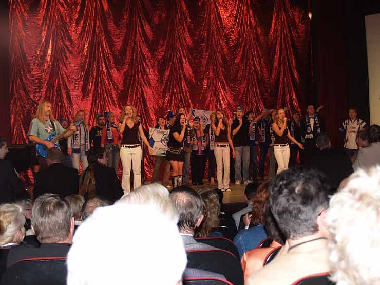 Fu&szlig;ball im Theater