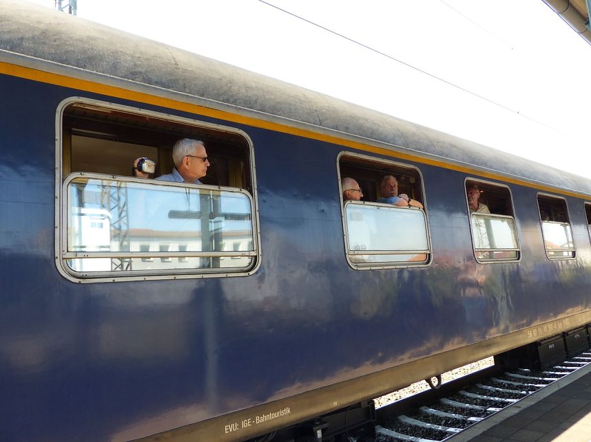 Lok-Spektakel im Bahnhof Nordhausen - zweimal eine "01"