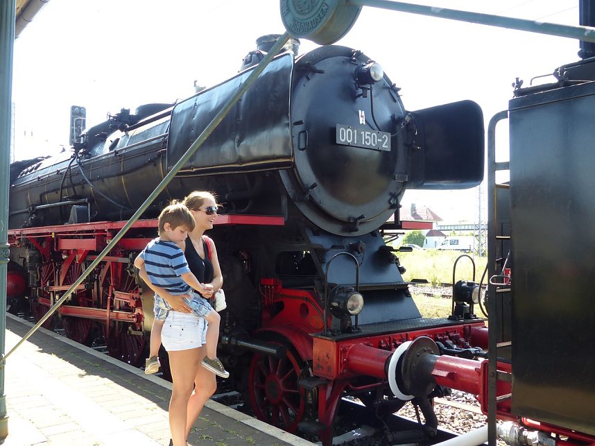 Lok-Spektakel im Bahnhof Nordhausen - zweimal eine "01"