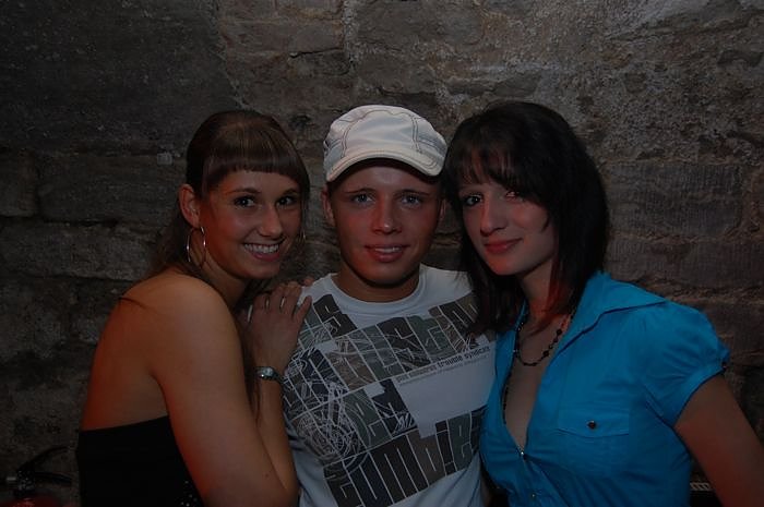 Raw Elements And Deep Grooves im Grease