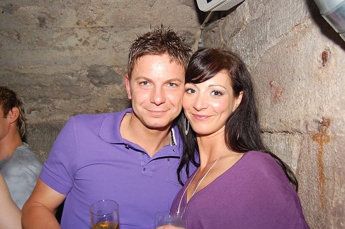 Raw Elements And Deep Grooves im Grease