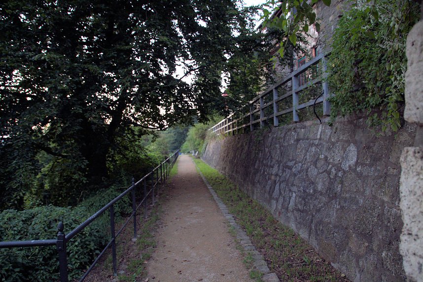 Stadt- und Sonnenansichten