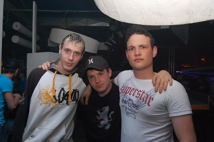 Schools Out Party in der Webe