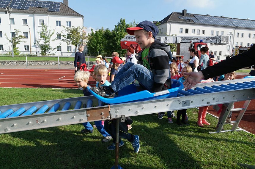 Schulanfangsaktion 2015 auf dem Hohekreuzsportplatz in Nordhausen