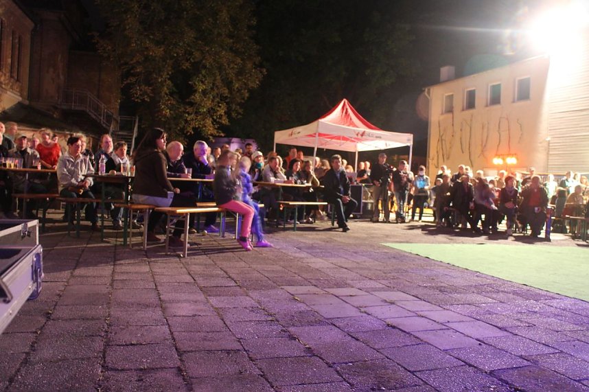 10. K&ouml;stritzer Jazz Attack auf dem Hof der Jugendkunstschule