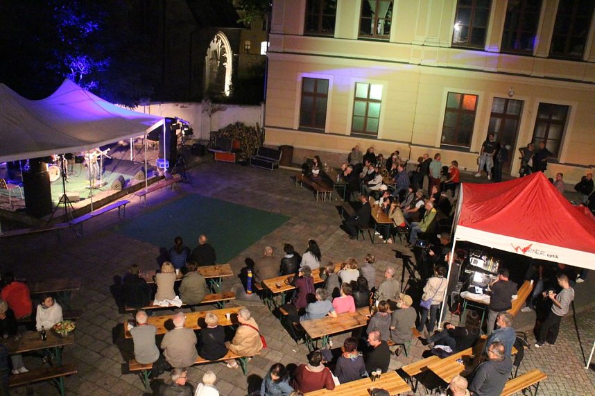 10. K&ouml;stritzer Jazz Attack auf dem Hof der Jugendkunstschule