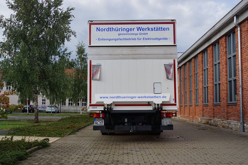 Ein Werbetr&auml;ger auf vier R&auml;dern sensibilisiert f&uuml;r die Wertstoffwende