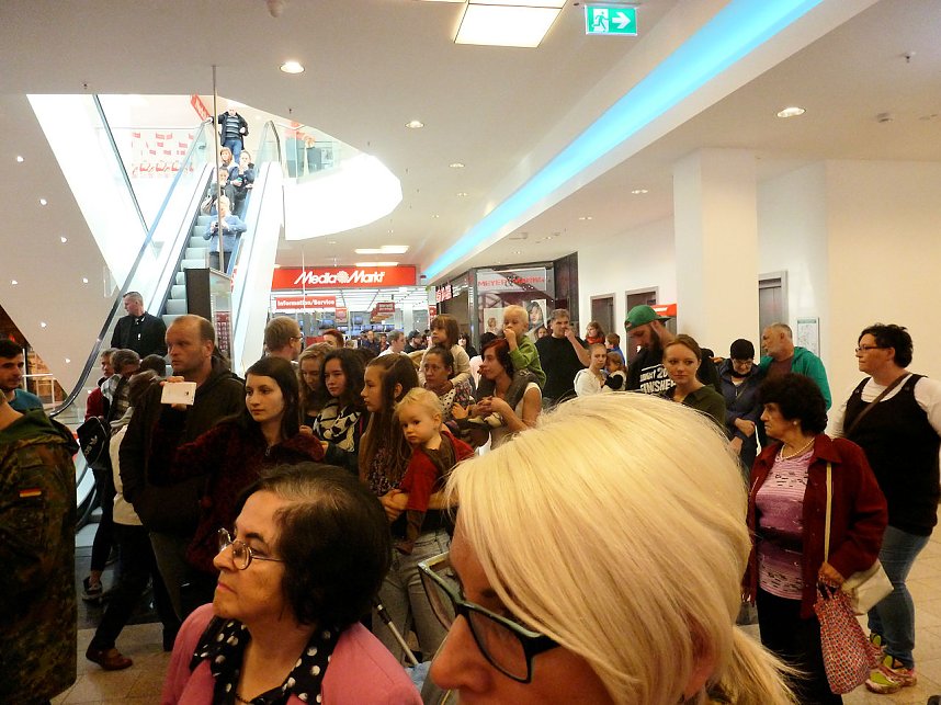 Mehrzad Marashi in der Nordh&auml;user Marktpassage