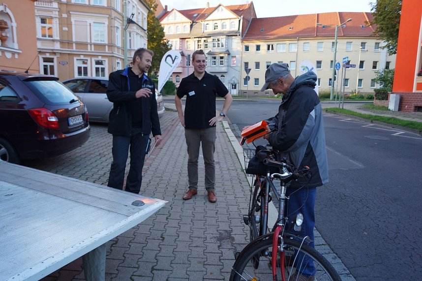 Das Forschungsteam Umwelt- und Recyclingtechnik der HSN startete in Nordhausen einen Feldversuch zum Recyclingverhalten
