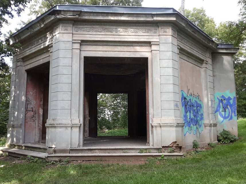 Pfad der Poesie im Park Hohenrode