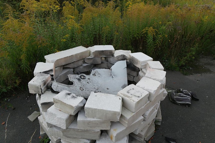 Brand in alter Lagerhalleq