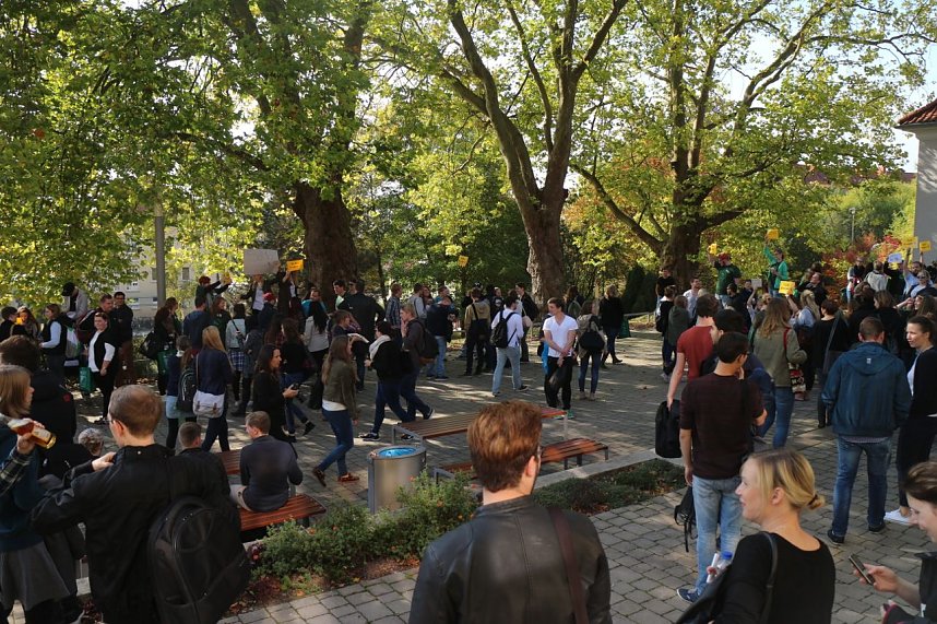 Volles Haus im Audimax - an der Nordh&auml;user Hochschule wurden heute die Neuzug&auml;nge immatrikuliert