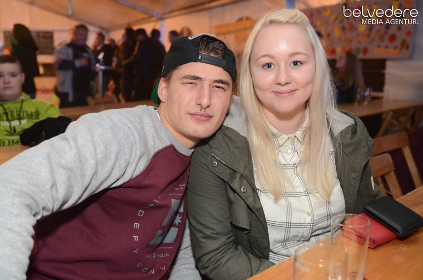 Club-Nacht er&ouml;ffnete Kirmes in Bielen