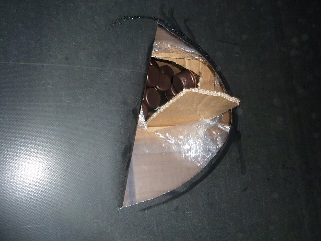 Planen aufgeschlitzt