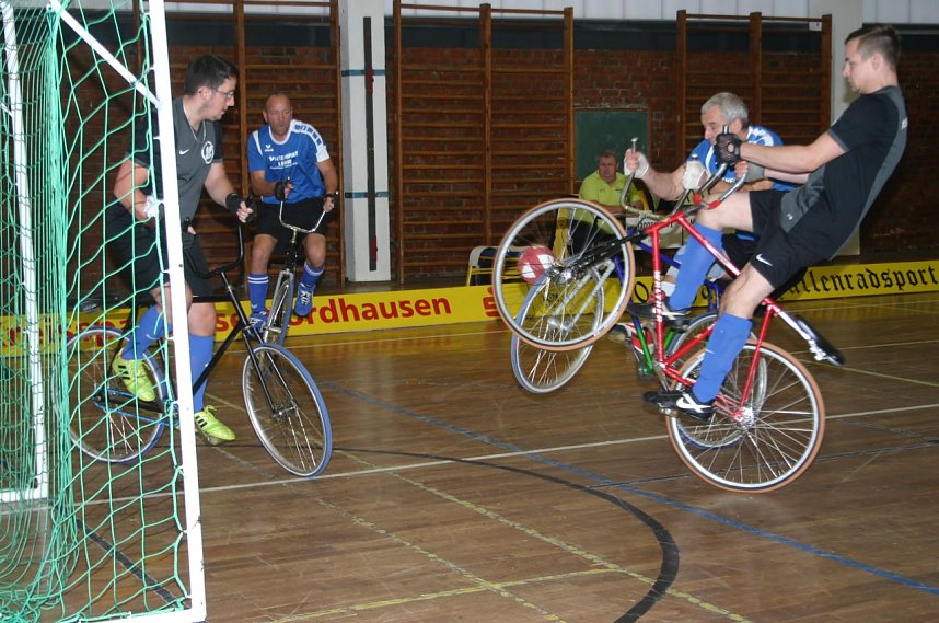 Altstadt-Br&uuml;derpaar macht viel Boden gut